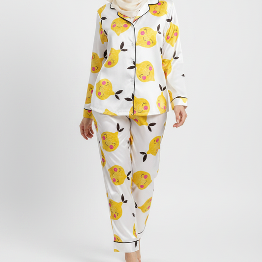 Azura Heritage Lemon Bliss Set – studio shot, walking forward pose